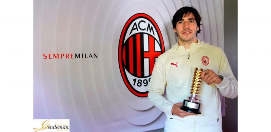 A SANDRO TONALI IL PREMIO GENTLEMAN FAIR PLAY 2022